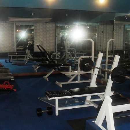 Hotel Crown Plaza Lahore Eksteriør billede