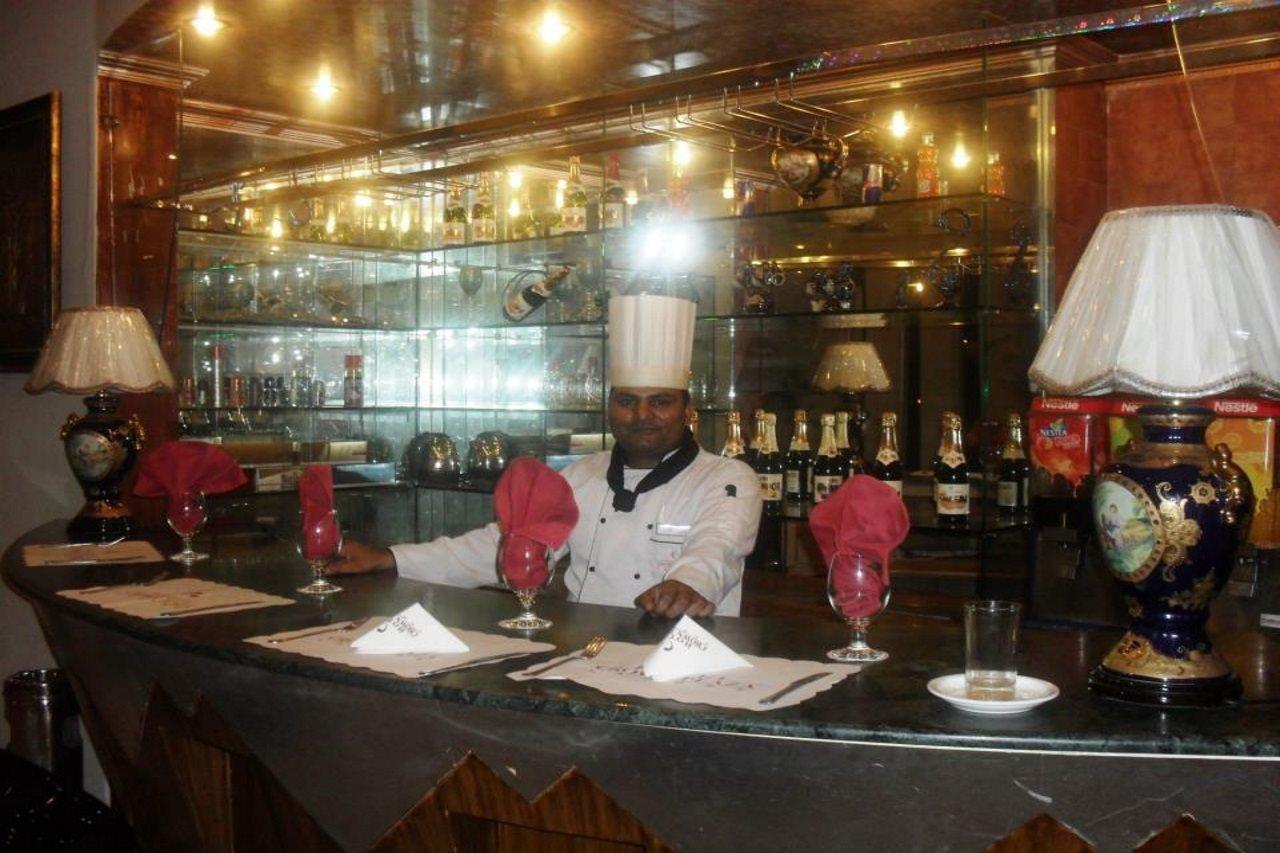 Hotel Crown Plaza Lahore Eksteriør billede